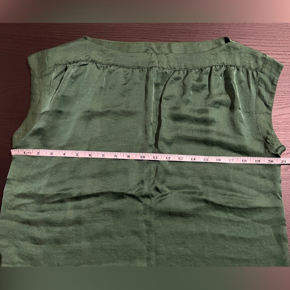 Talbots Silky Bateau Cap Sleeve Blouse Emerald Green 12P - Picture 6 of 6